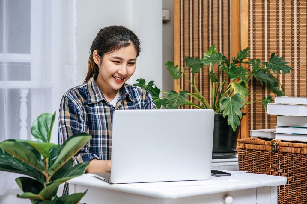 Solution Offer: The Perfect Laptop for Your Life – Unleash Your Potential!